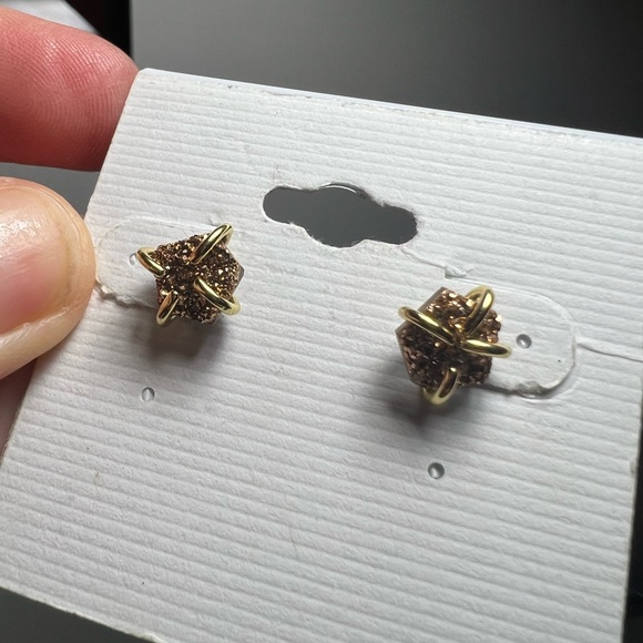 Bronze Rhinestone with gold prong stud earrings - Picture 2 of 11